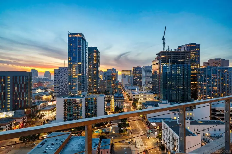 1080 Park Blvd #1702, San Diego, CA 92101