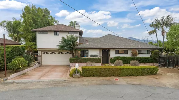 2081 Wedgemere Dr, El Cajon, CA 92020