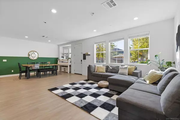 Santee, CA 92071,8686 Tobago Lane