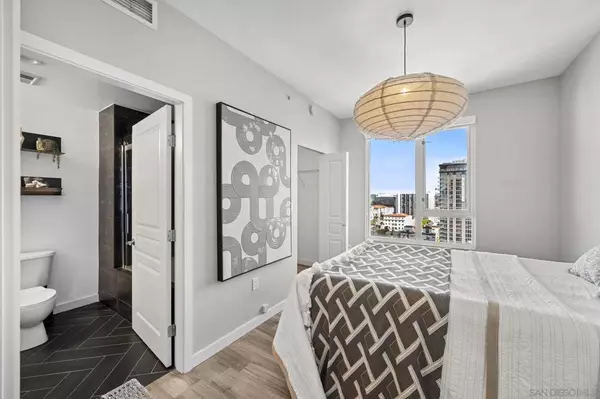 San Diego, CA 92101,300 W W Beech St #1808