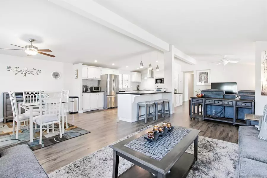 1723 Kiwi Gln, Escondido, CA 92026