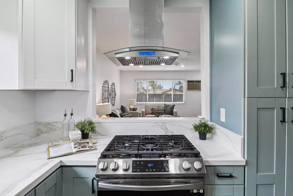 Santee, CA 92071,10220 Princess Sarit Way