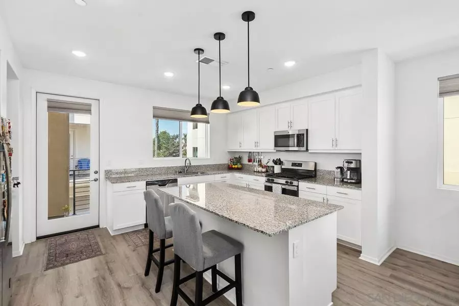 5405 Beach Bluff Ln #224, San Diego, CA 92154