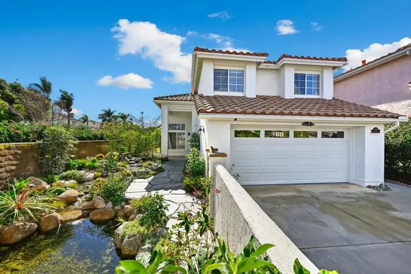 Vista, CA 92081,2198 Redwood Crst