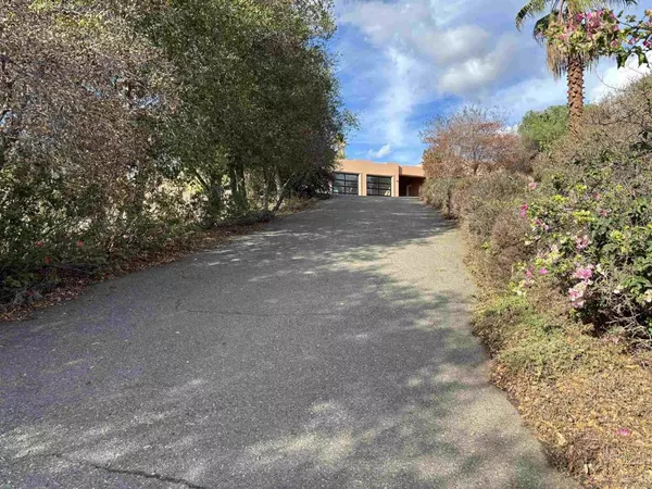 Bonsall, CA 92003,6960 W Lilac Rd