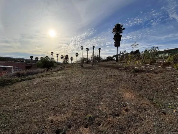 Bonsall, CA 92003,6960 W Lilac Rd