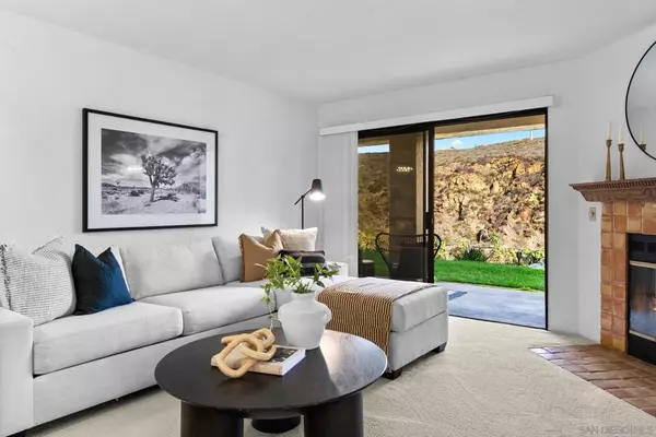 Carlsbad, CA 92009,3148 Vista Grande