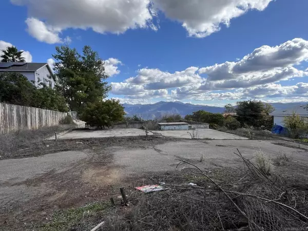 El Cajon, CA 92021,1828 Suncrest Blvd