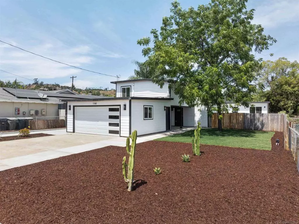 Escondido, CA 92027,1160 Erica St