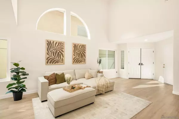 Carlsbad, CA 92009,6759 Paseo Del Vista