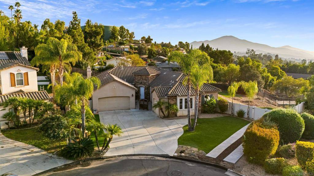 2157 Hidden Springs Dr, El Cajon, CA 92019