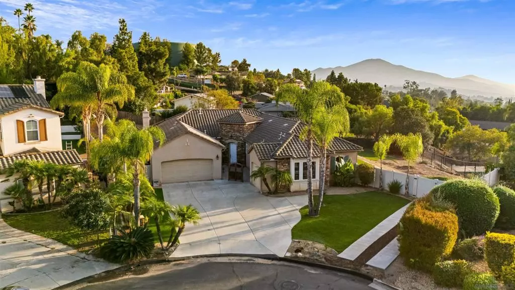 El Cajon, CA 92019,2157 Hidden Springs Dr