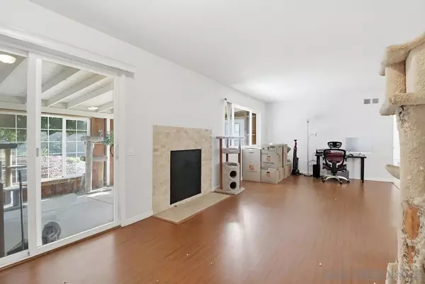 San Diego, CA 92119,6565 Bantam Lake Circle