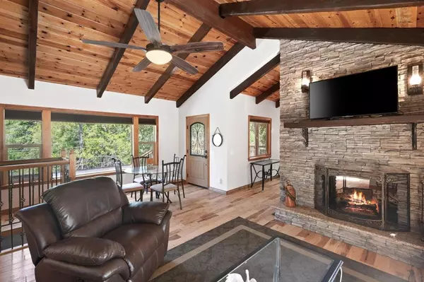 Idyllwild, CA 92549,27720 Saunders Meadow Rd