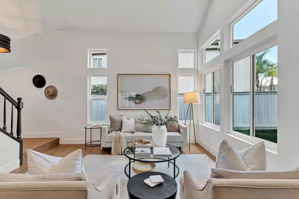 San Diego, CA 92128,12169 Via San Loreno