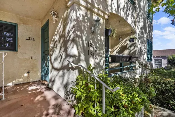 San Diego, CA 92106,1308 14 Locust St