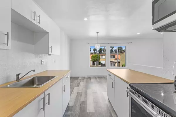 San Diego, CA 92105,1641 Pentecost Way #10