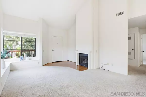 San Diego, CA 92130,4029 Carmel View Rd #142