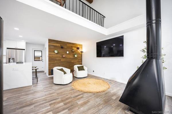 San Diego, CA 92103,3568 Front St #D