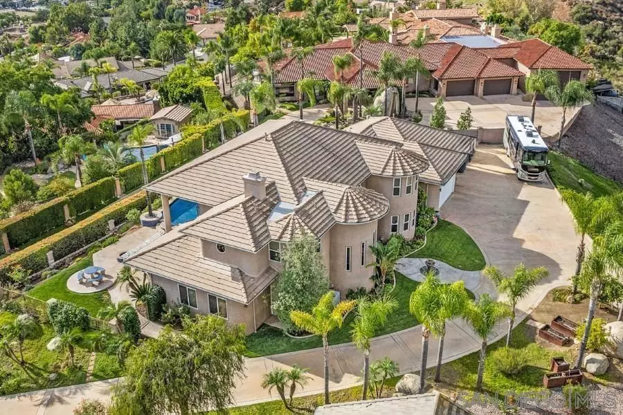 El Cajon, CA 92019,836 Camelot Pkwy