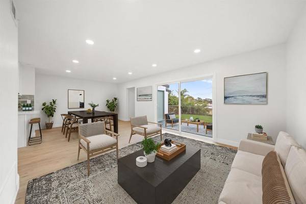 San Diego, CA 92105,3270 Easy St