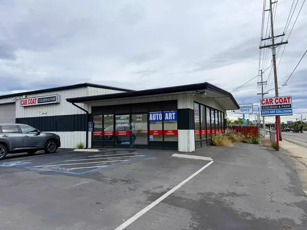 1318 W Mission Rd, Escondido, CA 92029