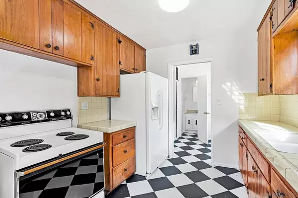 San Diego, CA 92120,5651 Hamill Ave