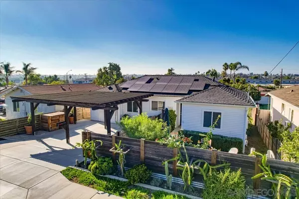 Vista, CA 92084,712 Lemon Avenue