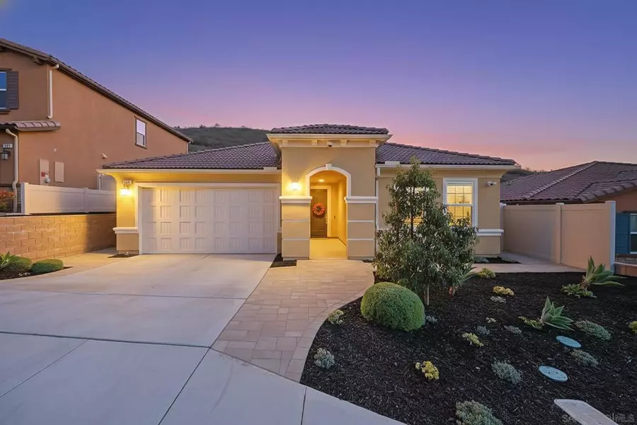 893 Woodhaven Rd, San Marcos, CA 92069