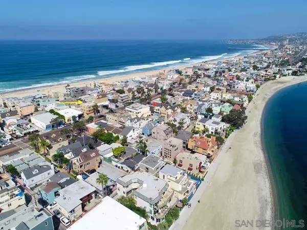 San Diego, CA 92109,722 San Jose Pl