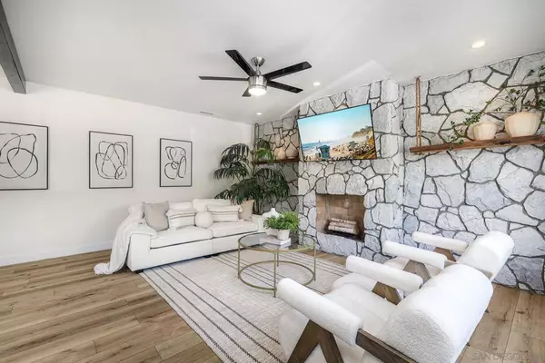 San Diego, CA 92103,3476 Reynard Way