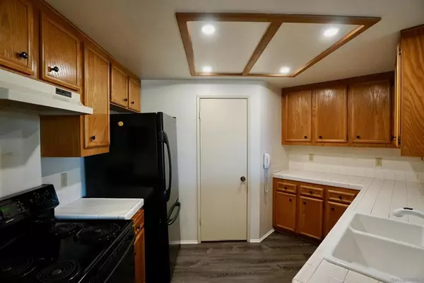 Santee, CA 92071,7390 Mission Trails Dr #95