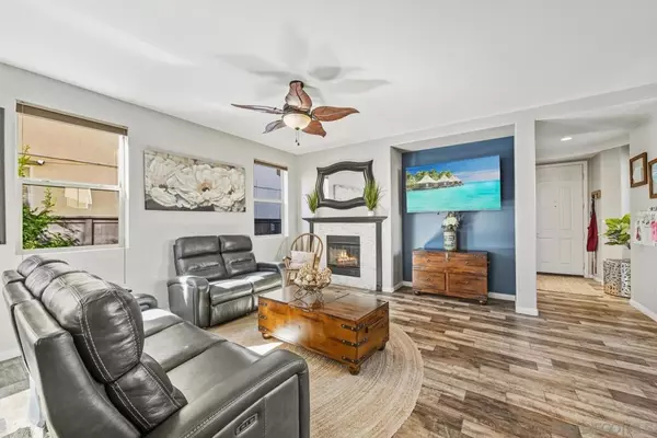 Chula Vista, CA 91915,2348 Journey St