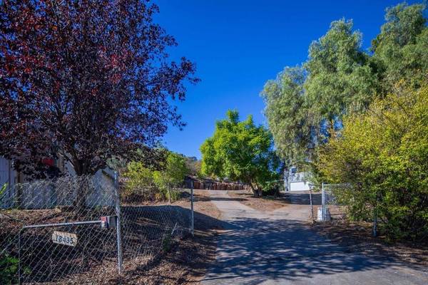 Ramona, CA 92065,18435 Chablis Rd.