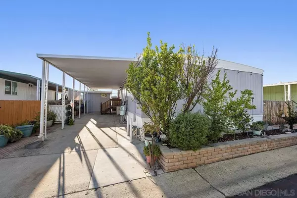 El Cajon, CA 92021,14215 Pecan Park Ln 124