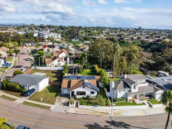 San Diego, CA 92117,3491 Shawnee Road