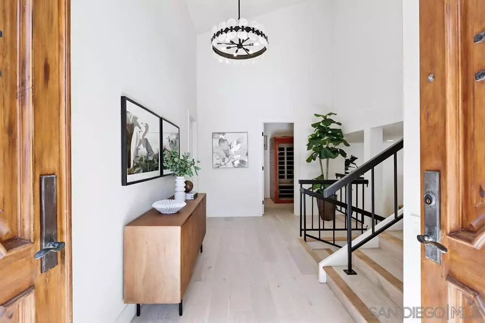 La Jolla, CA 92037,2003 Caminito Circulo Norte