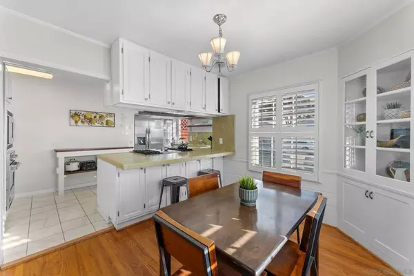 La Jolla, CA 92037,7005 Draper Ave