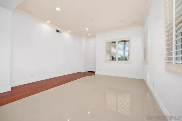 Encinitas, CA 92024,1090 Alexandra Ln