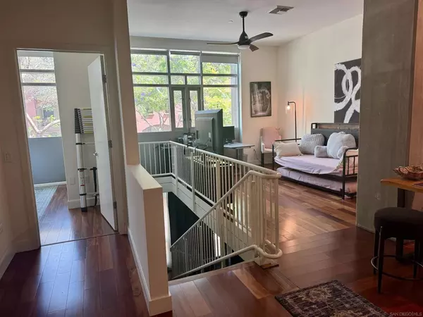 San Diego, CA 92101,801 Ash St #101