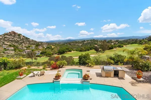 16998 Obsidian Dr, Ramona, CA 92065