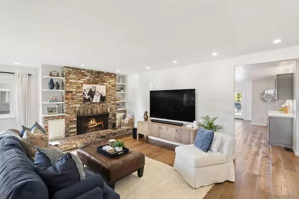 San Diego, CA 92107,4474 Niagara Ave