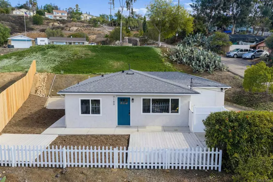 9188 Valencia St, Spring Valley, CA 91977