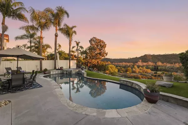 San Diego, CA 92129,7665 Salix Place