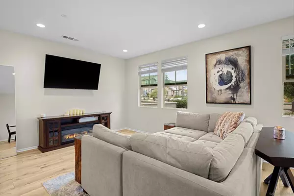 Chula Vista, CA 91913,1257 Calle Datura #157