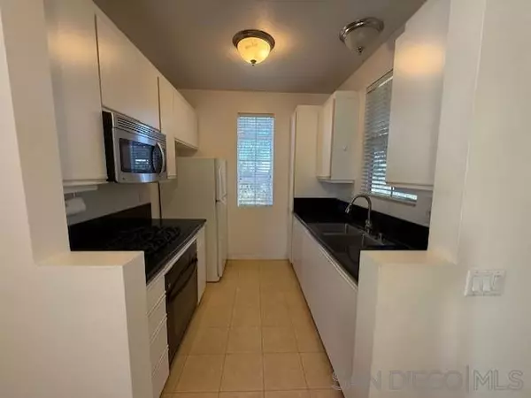 San Diego, CA 92128,10884 Sabre Hill Drive #310