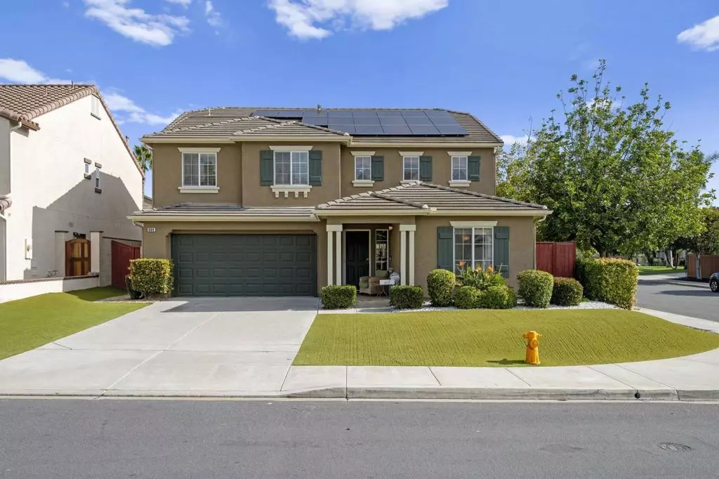 Oceanside, CA 92057,984 Manteca Dr.