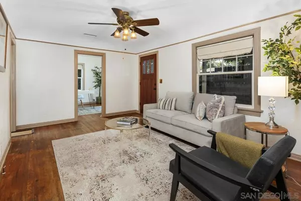 Spring Valley, CA 91977,2707 Sweetwater Rd