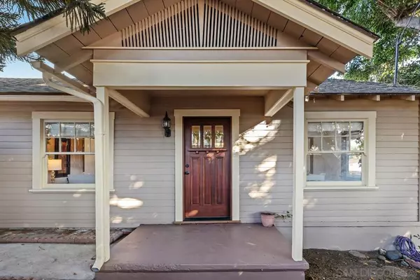 Spring Valley, CA 91977,2707 Sweetwater Rd