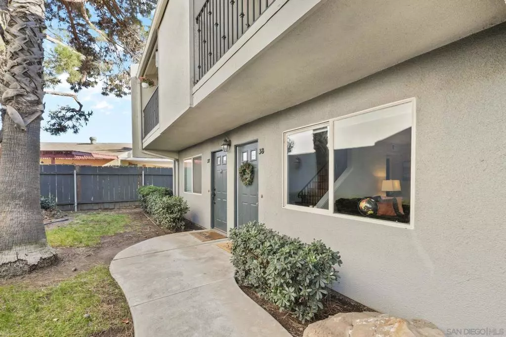 El Cajon, CA 92021,1045 Peach Avenue #38